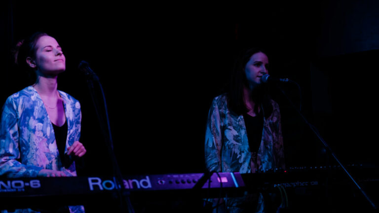 Czy wy zawsze będziecie takie grzeczne? Hania Rani Tęskno